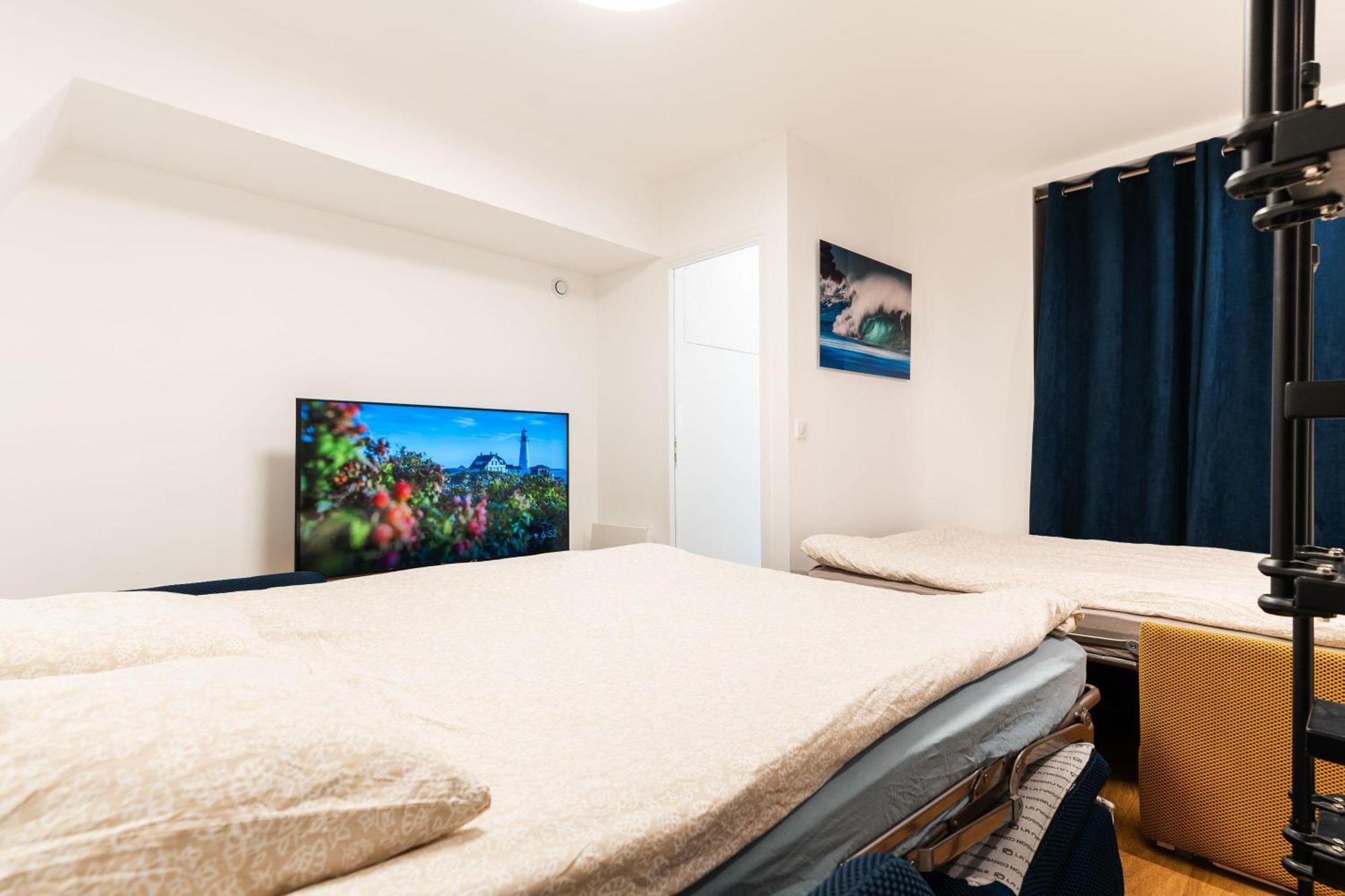 Loft 4 Bedroom Montmartre Pigalle Ac By Lcc Agency Paris Exterior photo