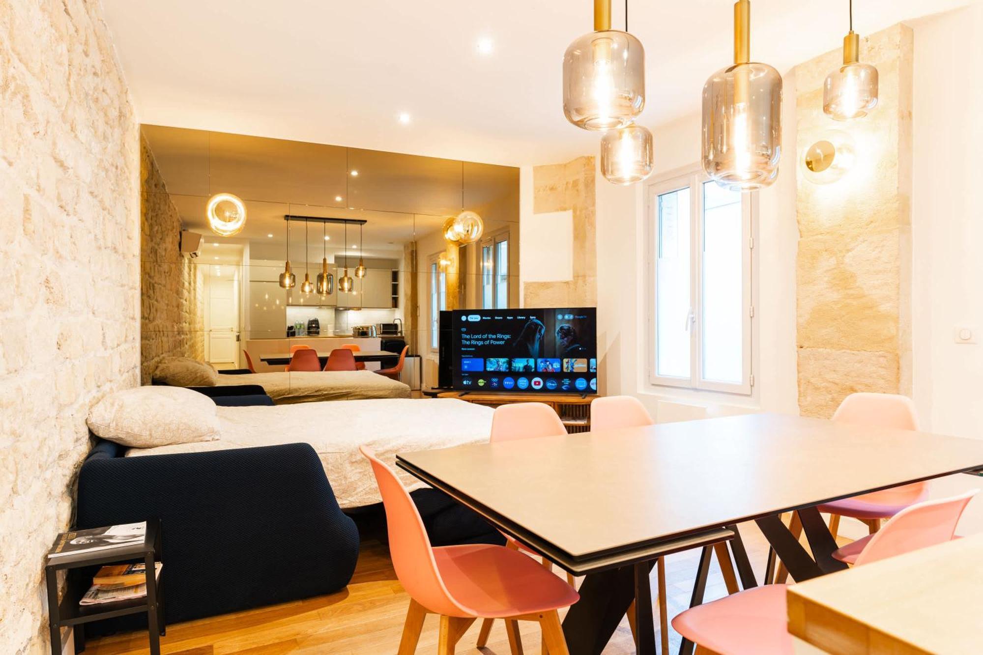 Loft 4 Bedroom Montmartre Pigalle Ac By Lcc Agency Paris Exterior photo