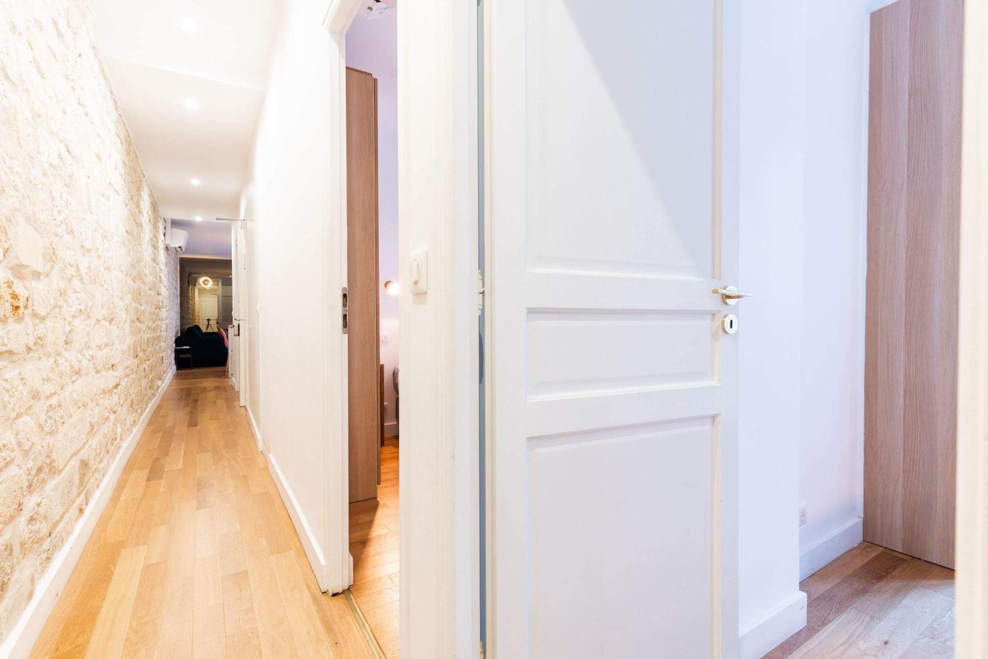 Loft 4 Bedroom Montmartre Pigalle Ac By Lcc Agency Paris Exterior photo